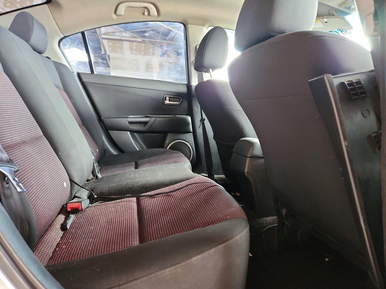 2005 MAZDA MAZDA3