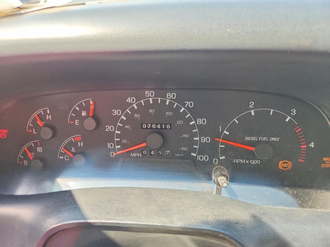 2000 FORD F650