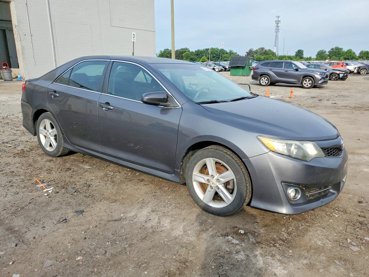 2012 TOYOTA CAMRY