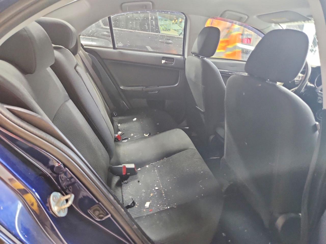 2013 MITSUBISHI LANCER
