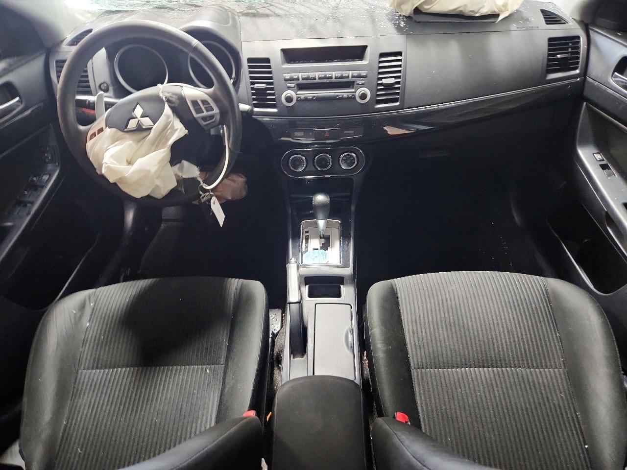 2013 MITSUBISHI LANCER