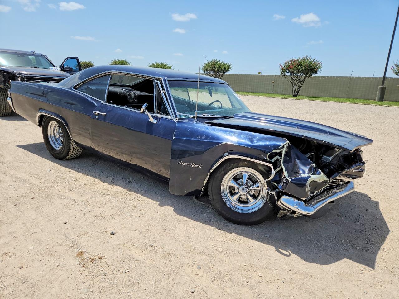 1965 CHEVROLET IMPALA