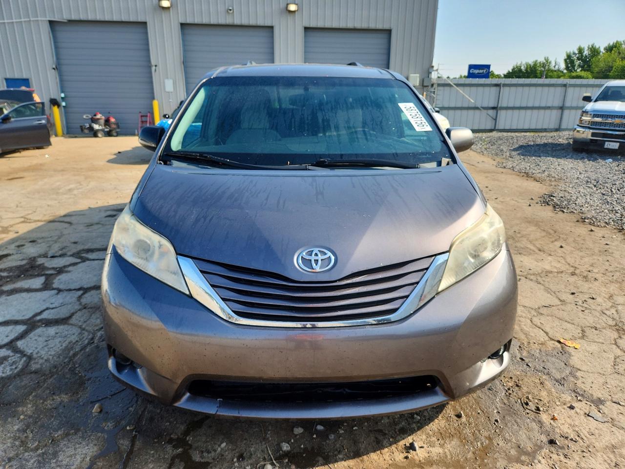 2015 TOYOTA SIENNA