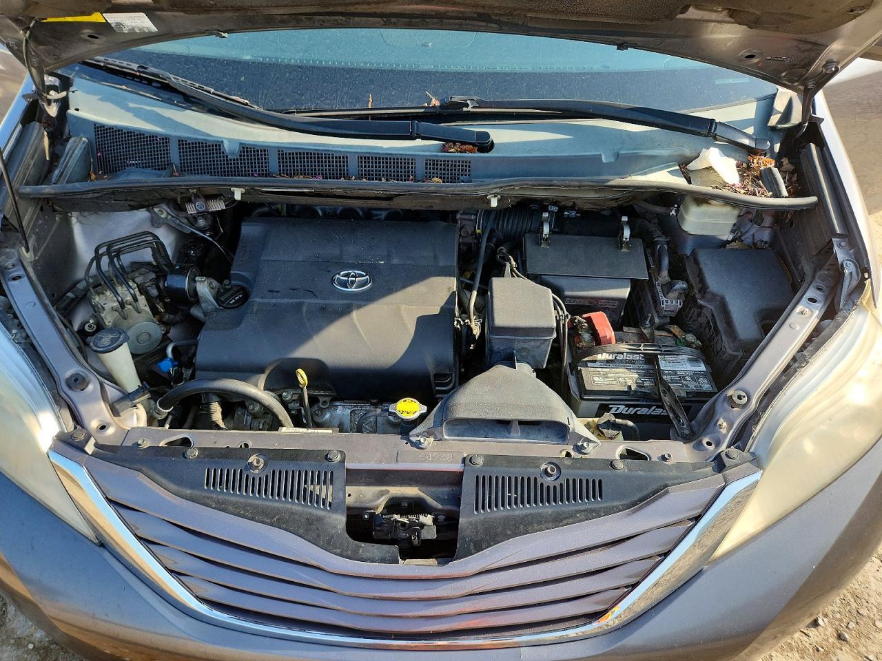2015 TOYOTA SIENNA