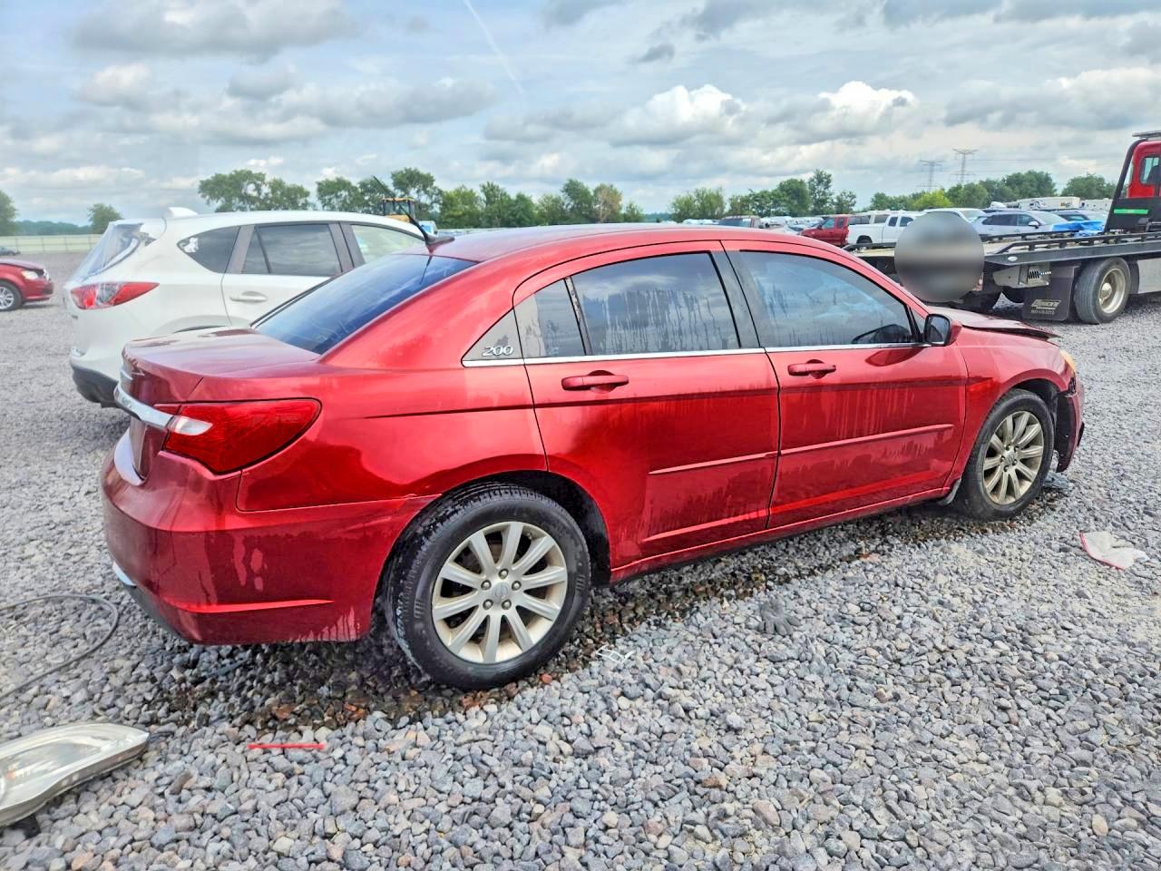 2011 CHRYSLER 200