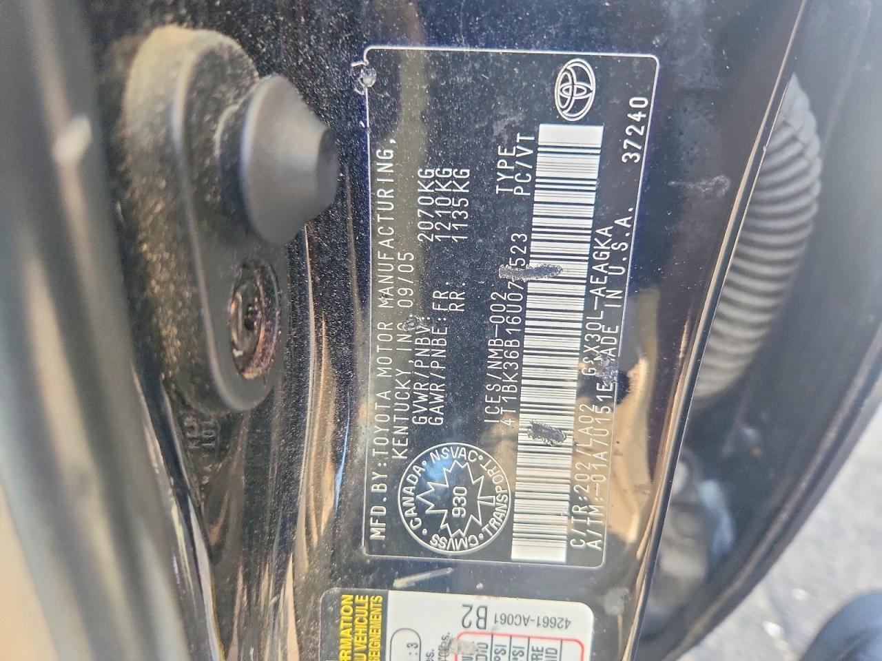2006 TOYOTA AVALON