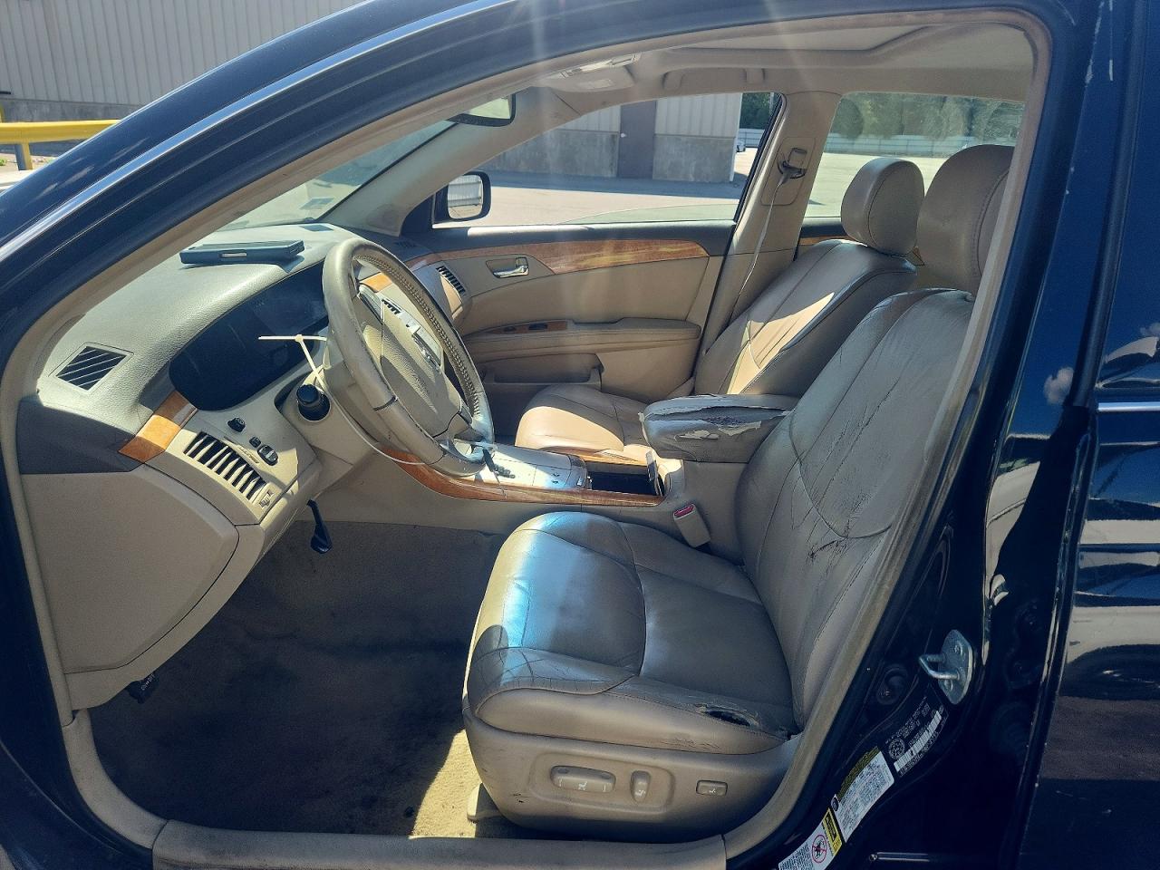 2006 TOYOTA AVALON