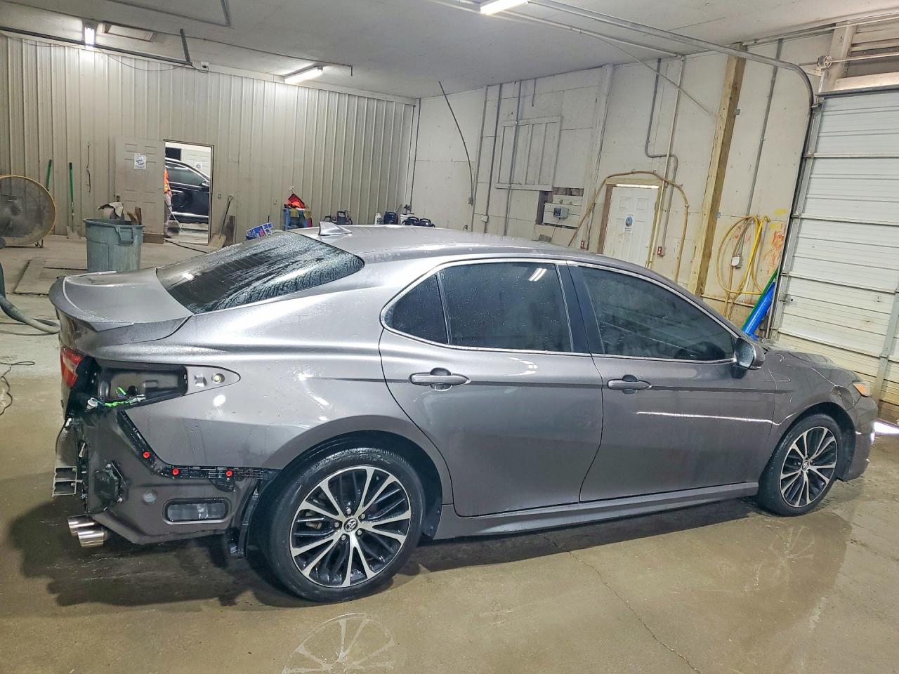 2020 TOYOTA CAMRY