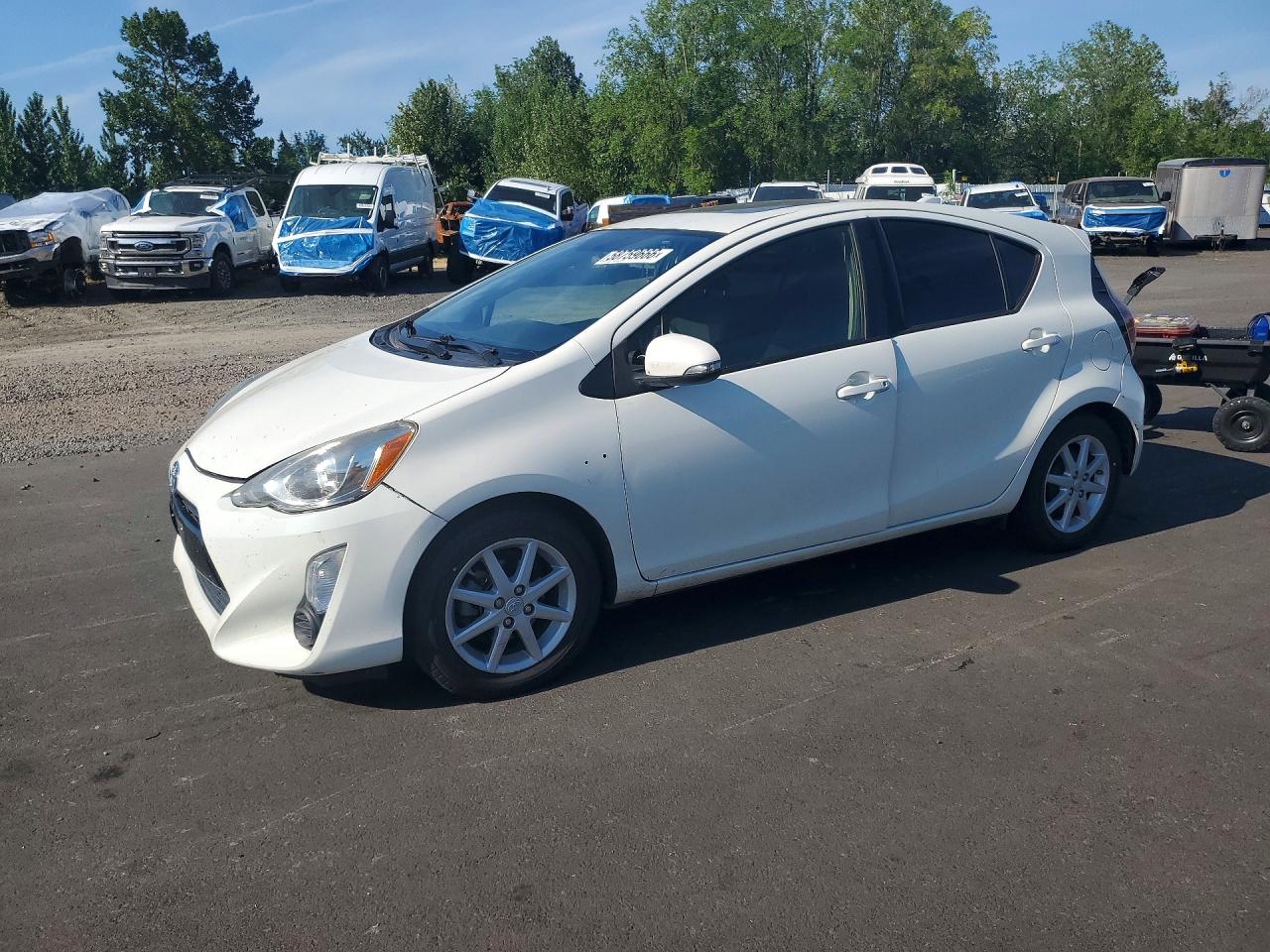2015 TOYOTA PRIUS
