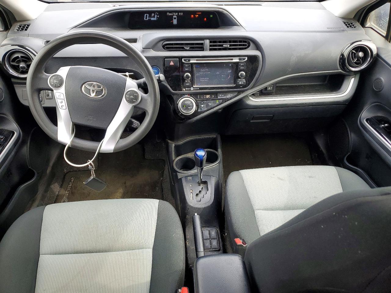 2015 TOYOTA PRIUS