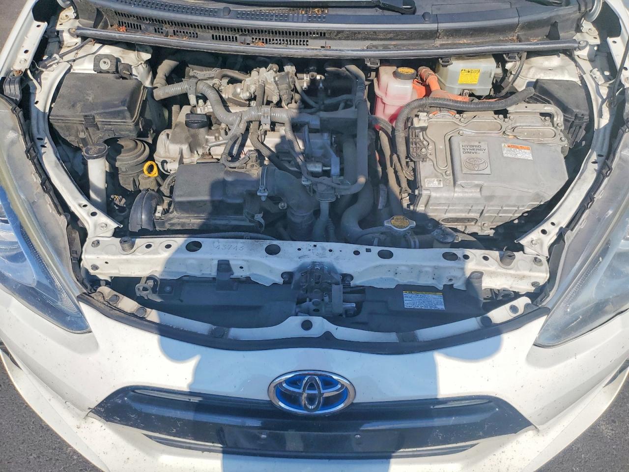 2015 TOYOTA PRIUS