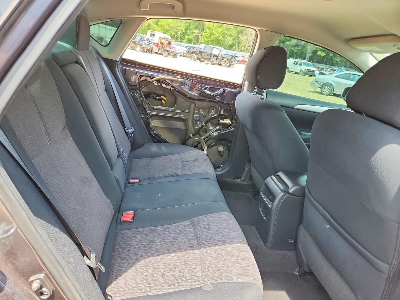 2015 NISSAN SENTRA