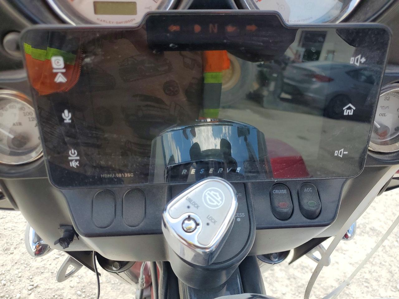 2013 HARLEY-DAVIDSON FL