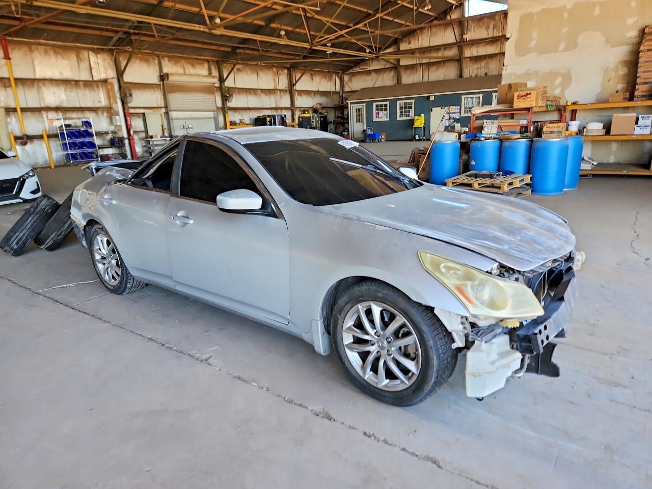 2009 INFINITI G37