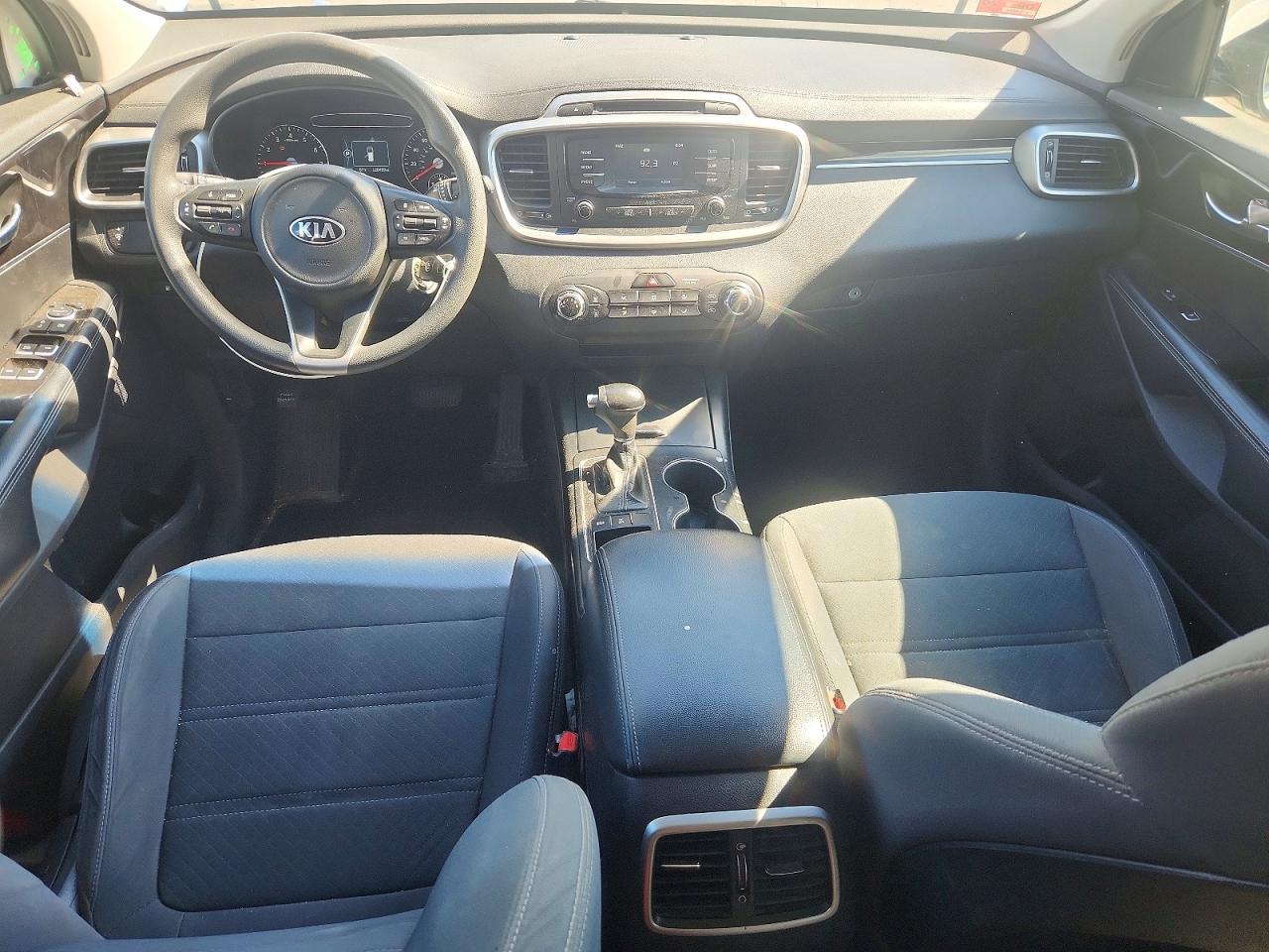 2017 KIA SORENTO