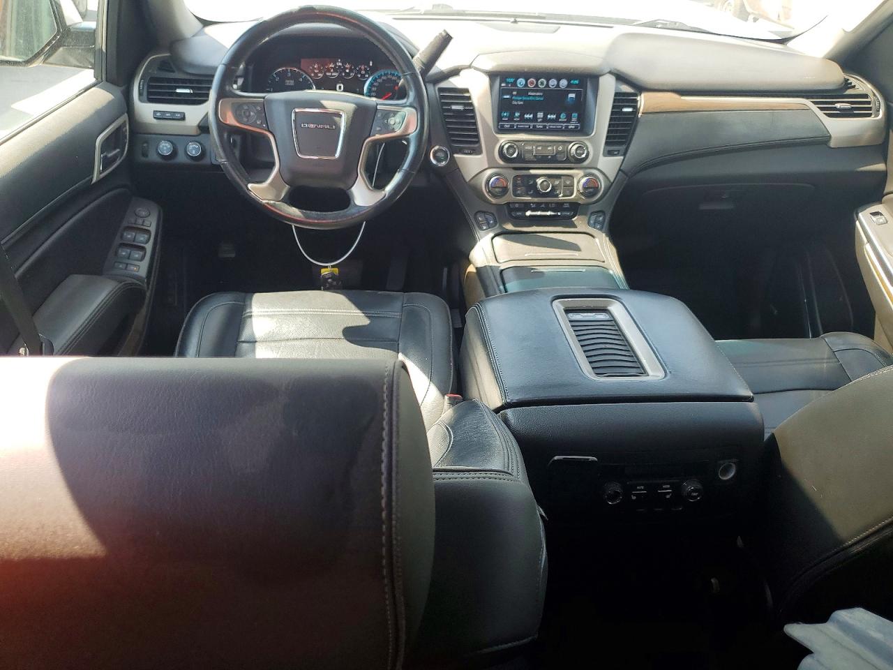 2019 GMC YUKON