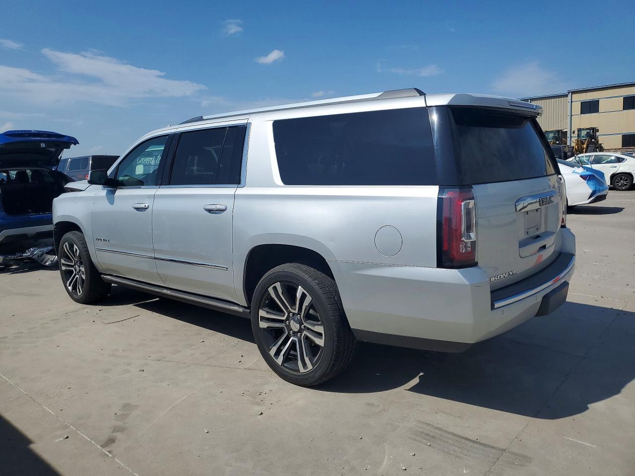 2019 GMC YUKON