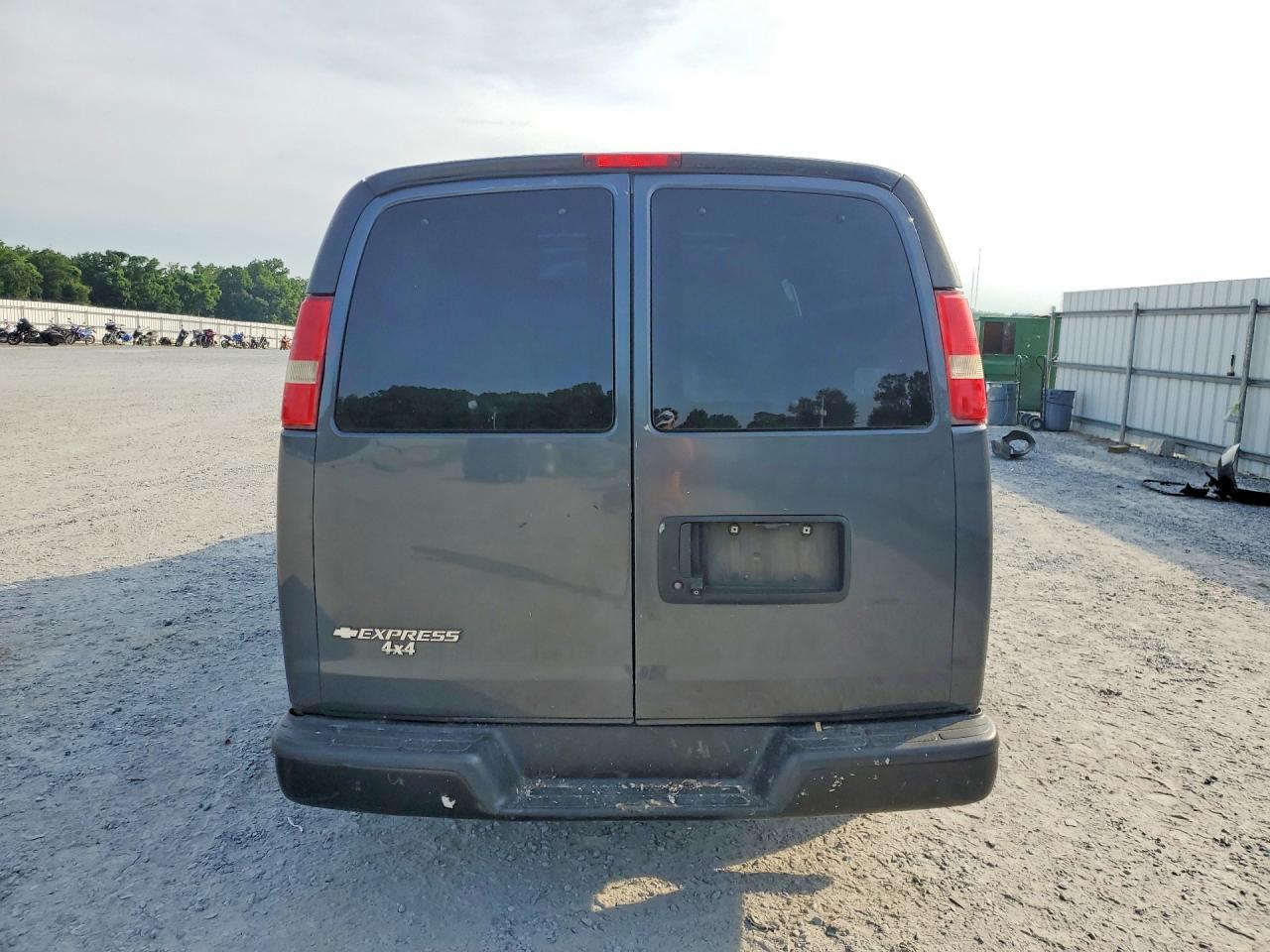 2017 CHEVROLET EXPRESS