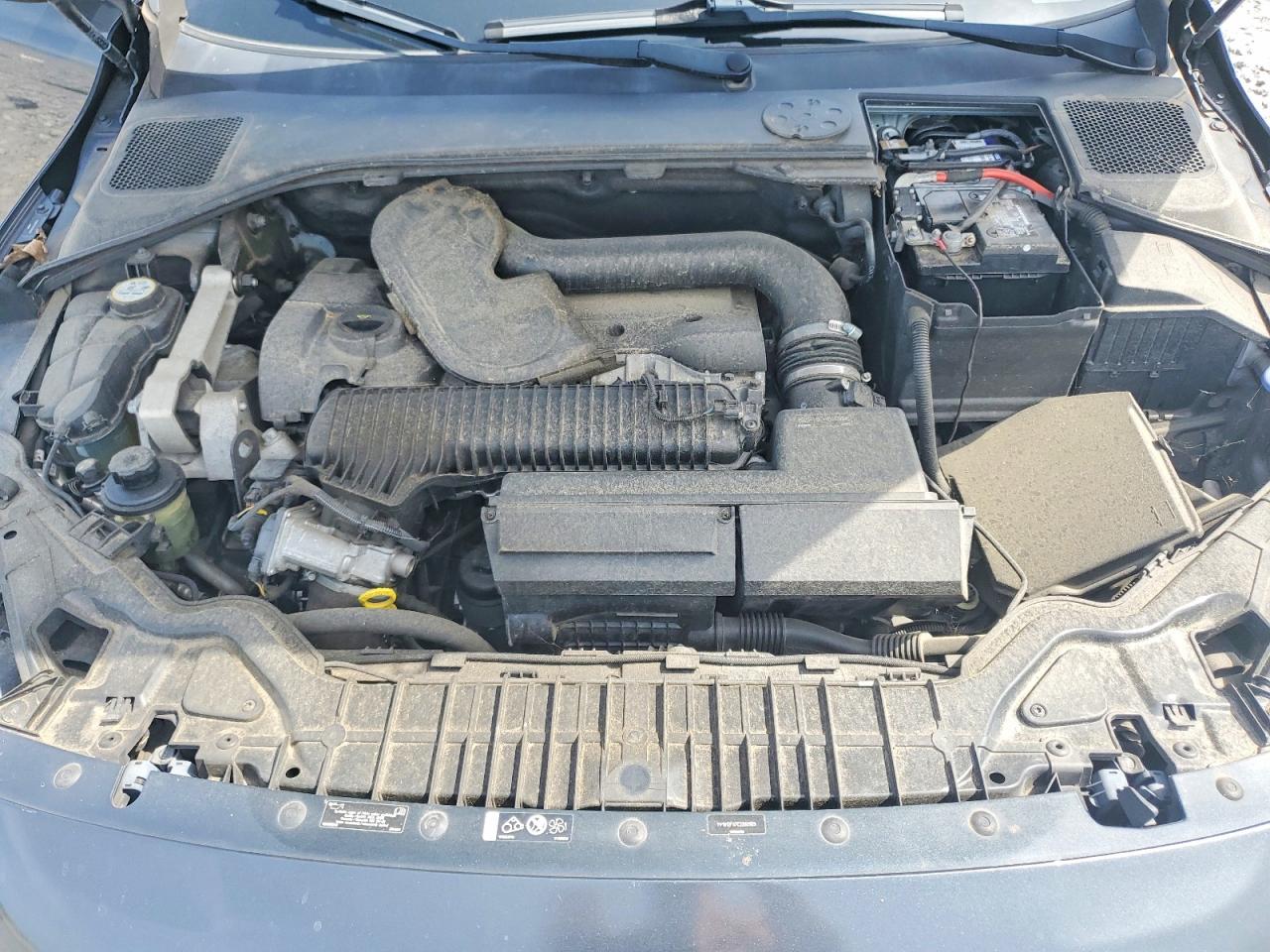 2014 VOLVO S60