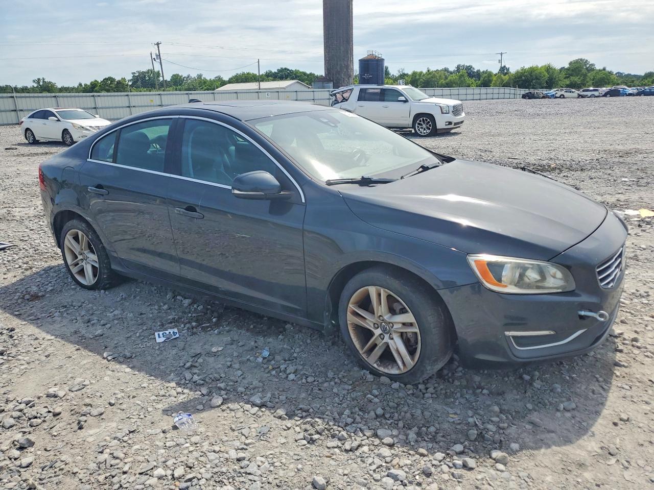 2014 VOLVO S60