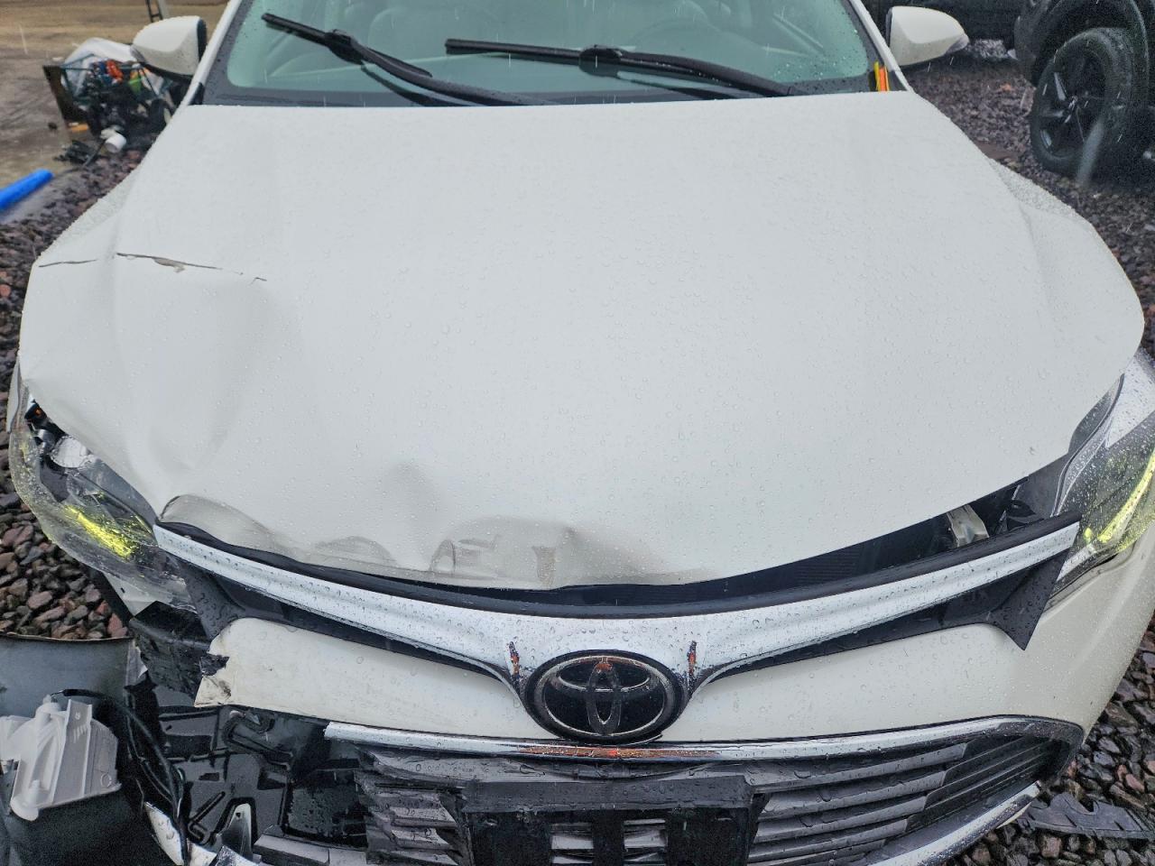 2016 TOYOTA AVALON