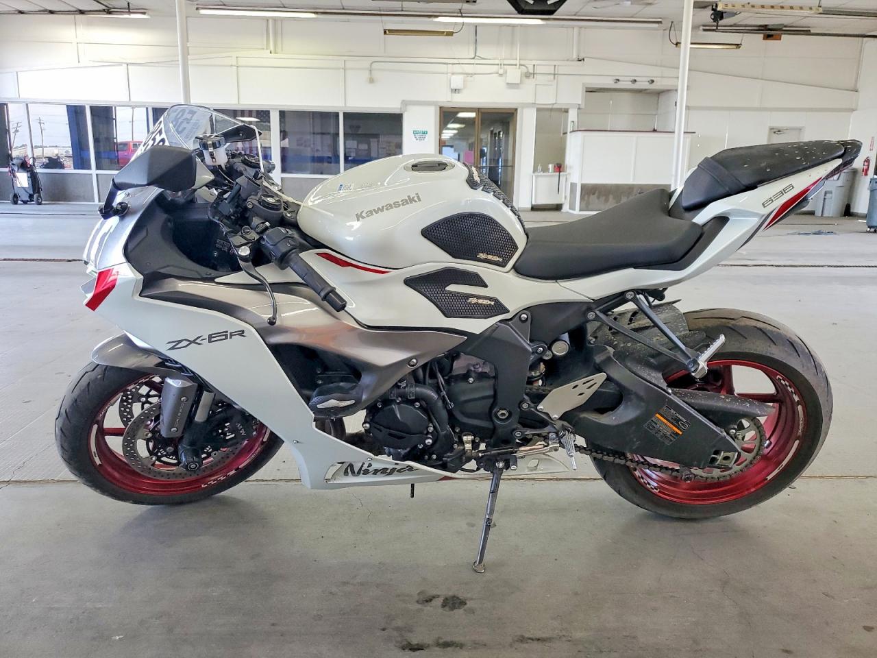 2025 KAWASAKI NINJA 600
