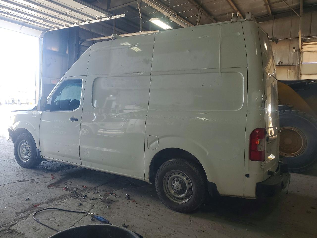 2017 NISSAN NV