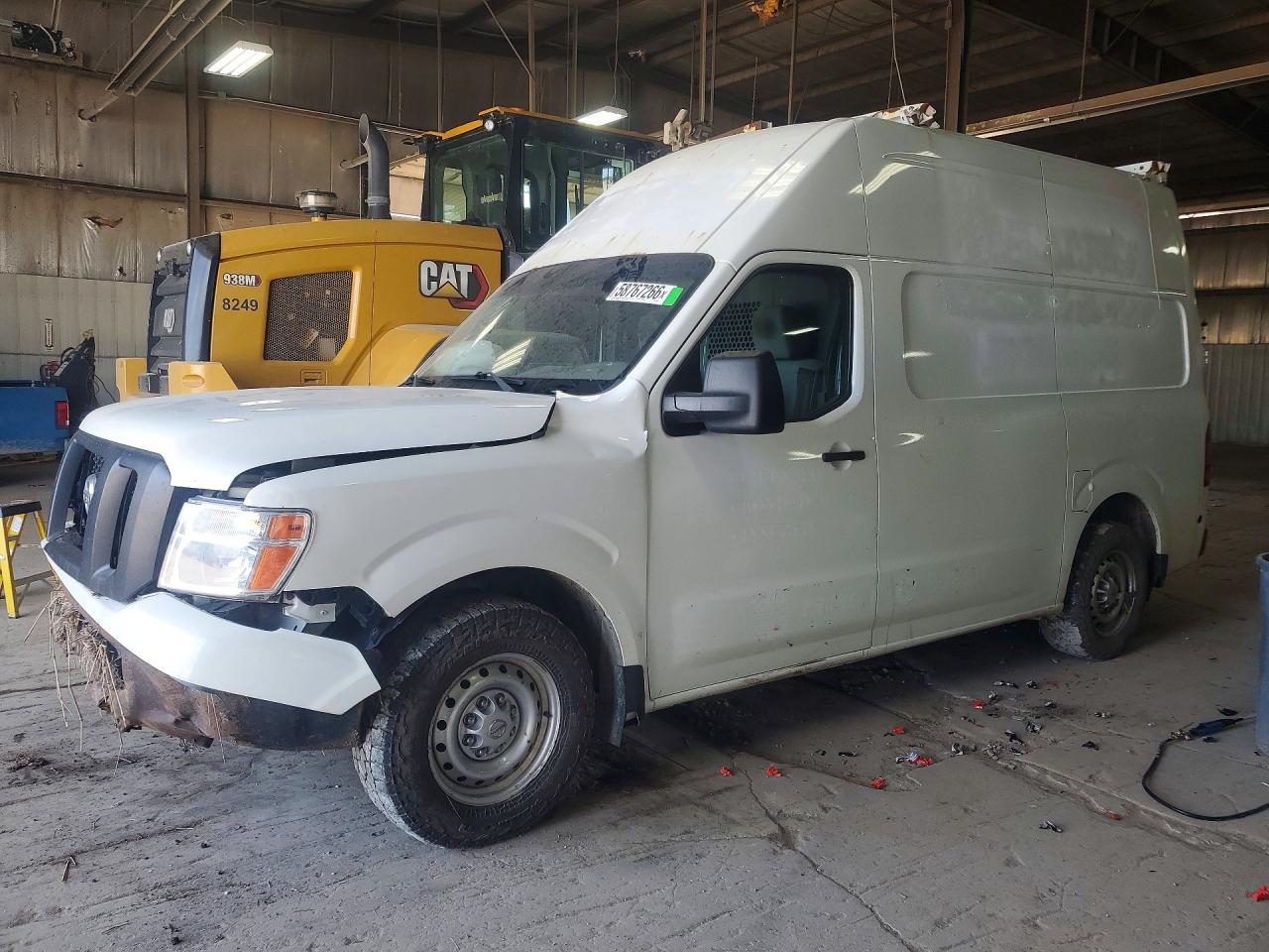 2017 NISSAN NV