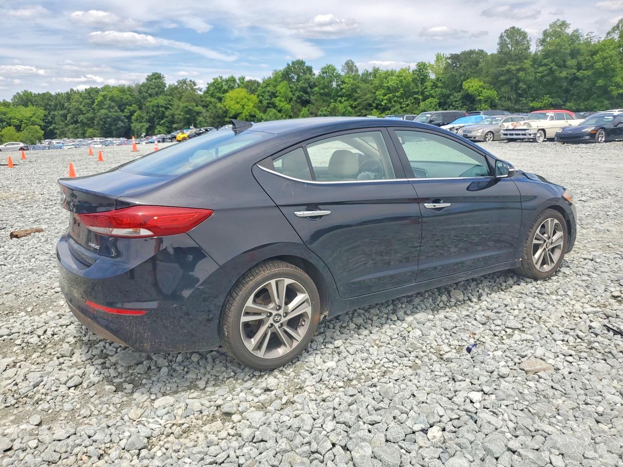 2017 HYUNDAI ELANTRA
