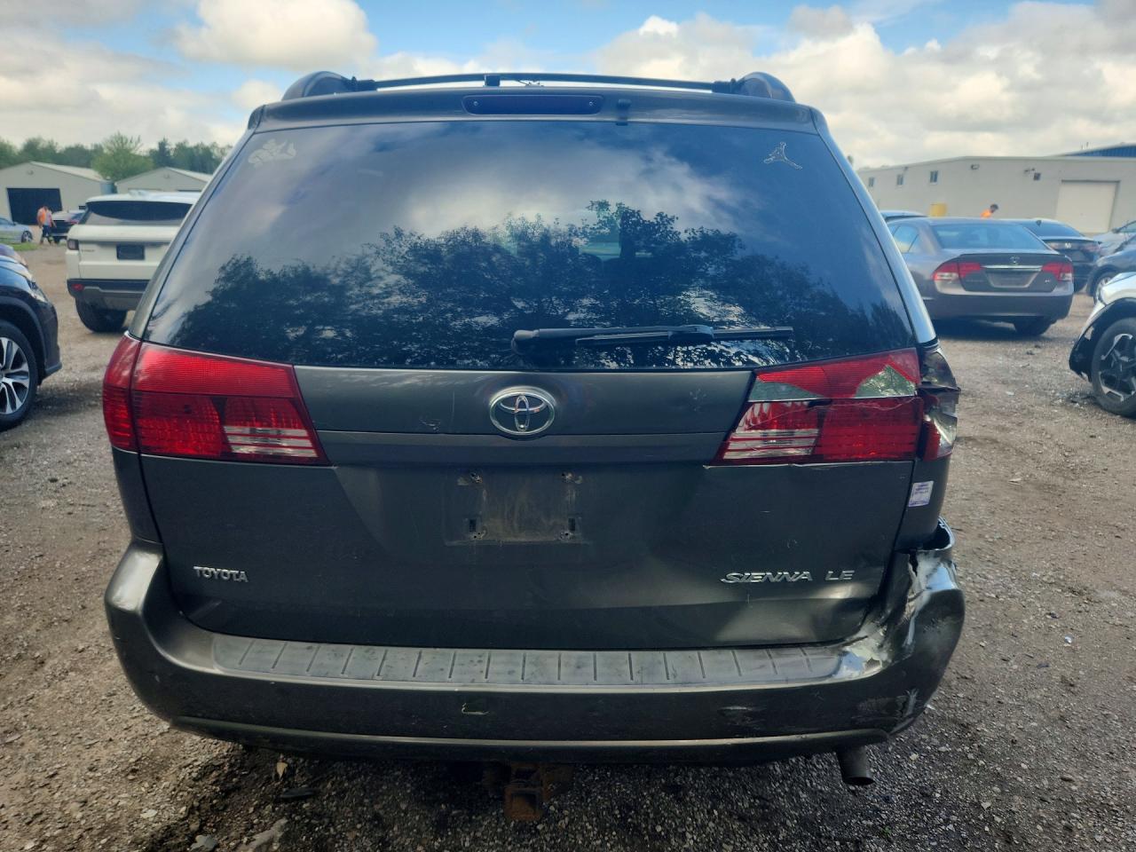 2005 TOYOTA SIENNA