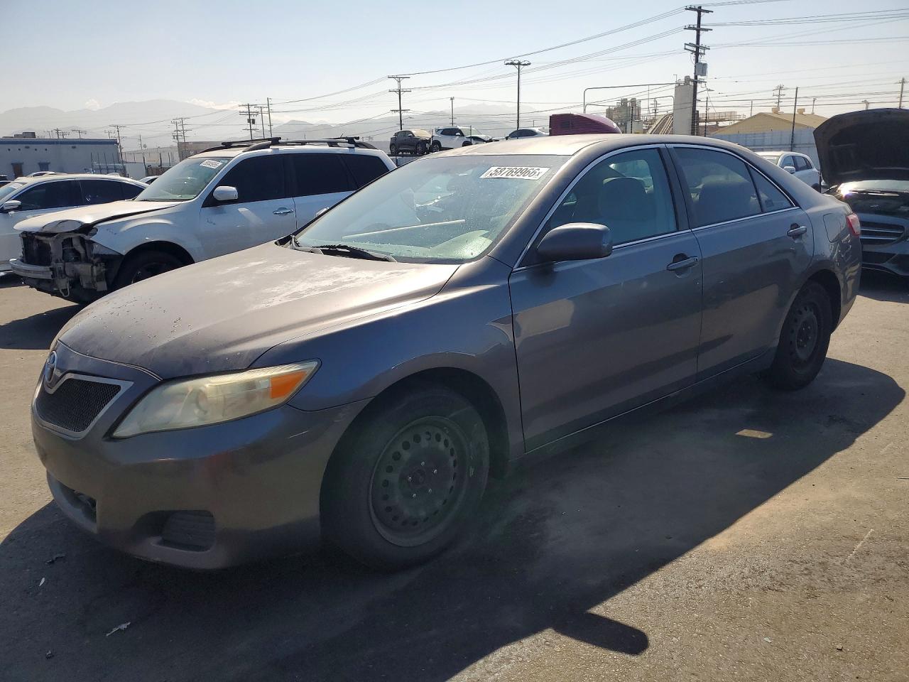 2011 TOYOTA CAMRY