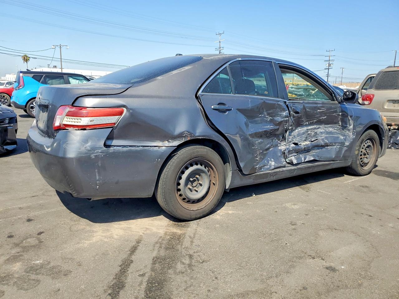 2011 TOYOTA CAMRY