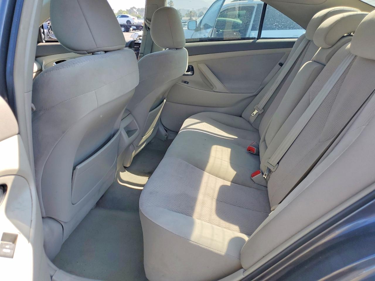 2011 TOYOTA CAMRY