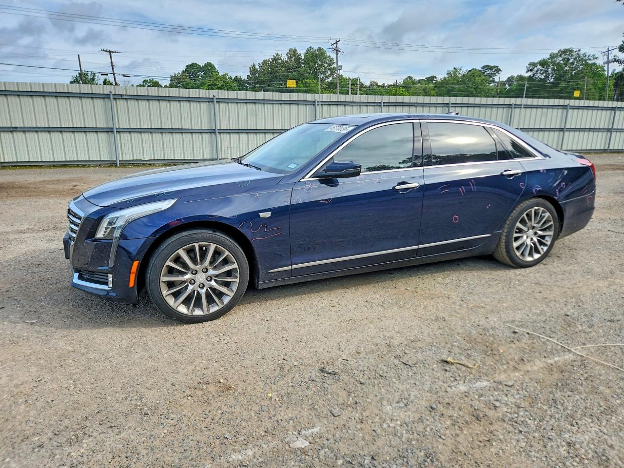 2017 CADILLAC CT6