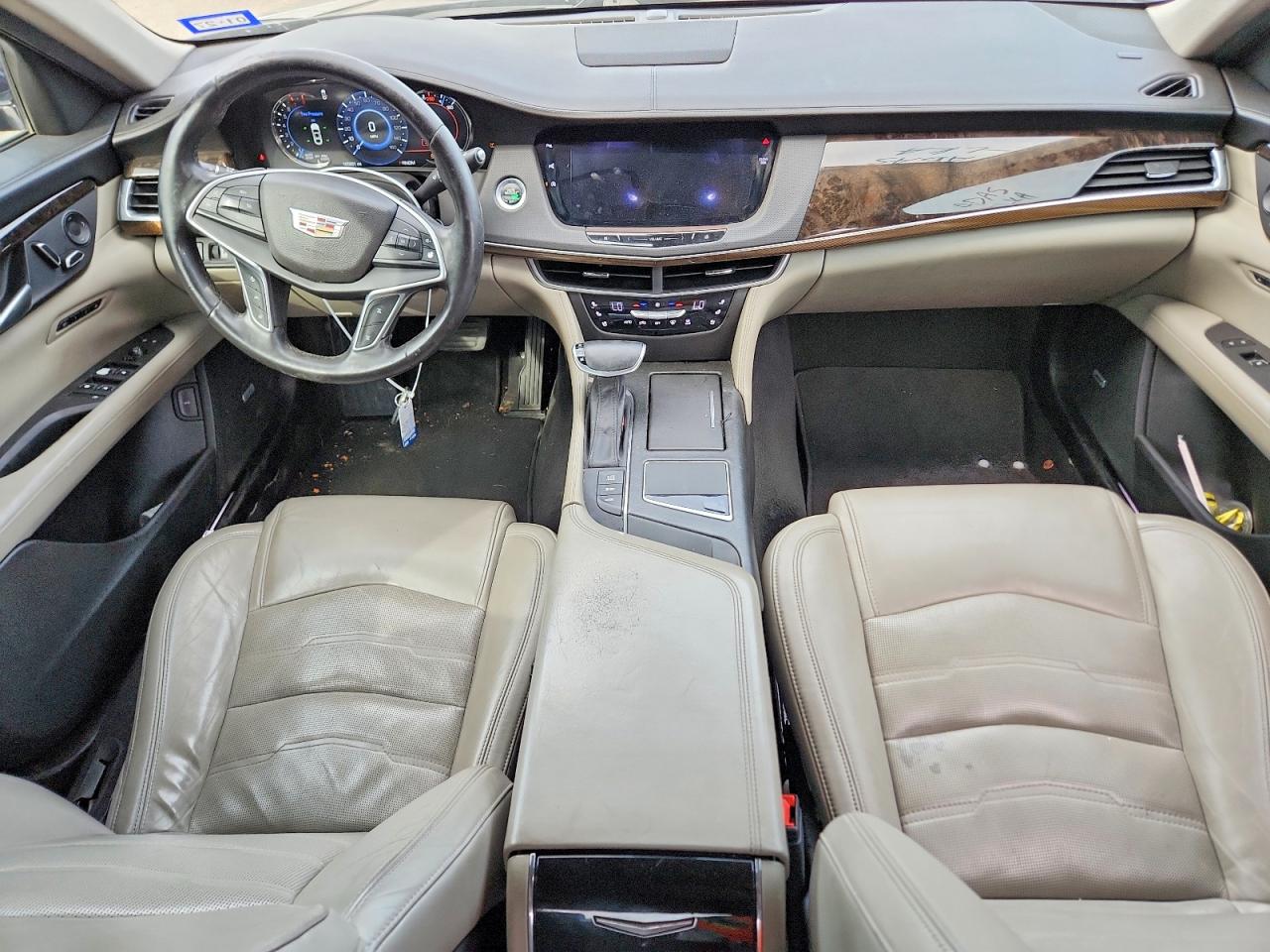 2017 CADILLAC CT6