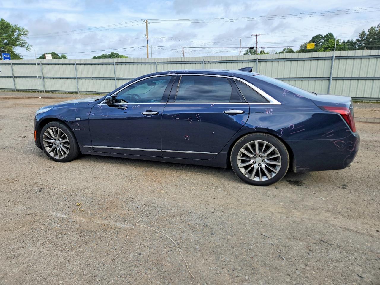 2017 CADILLAC CT6