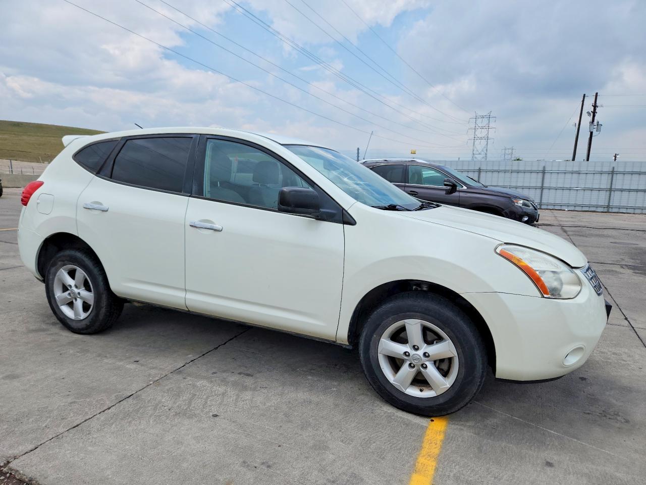 2010 NISSAN ROGUE