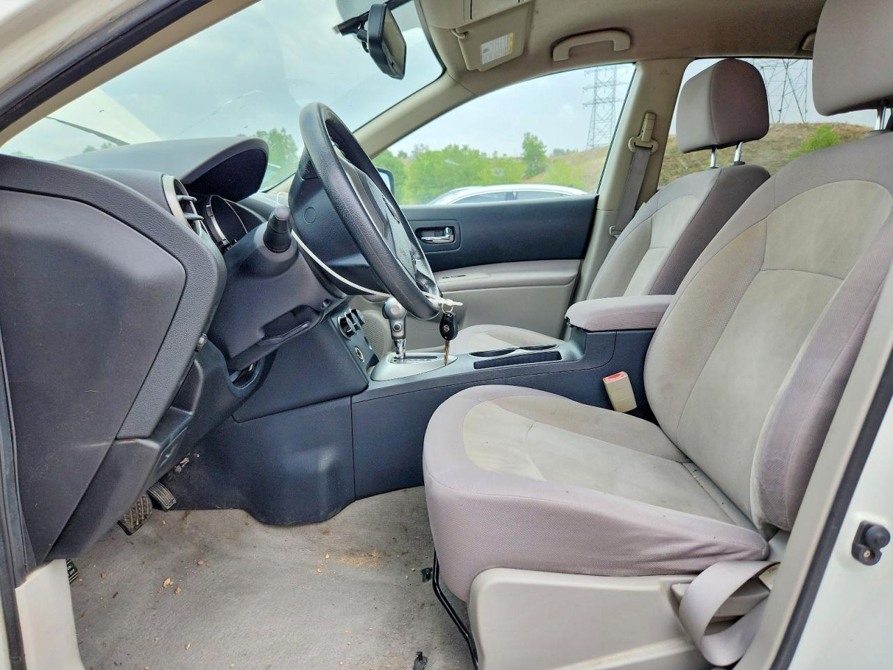 2010 NISSAN ROGUE