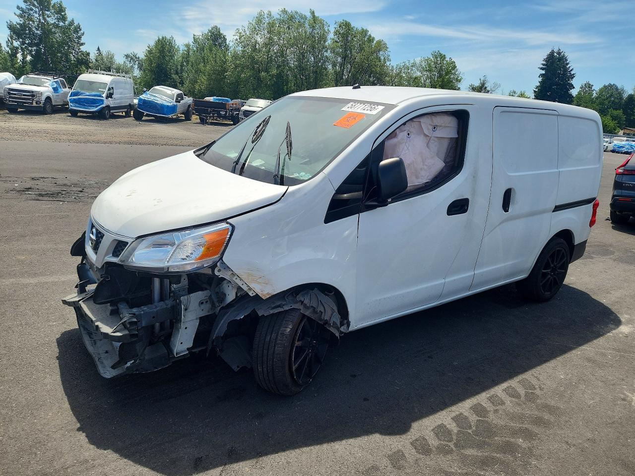 2017 NISSAN NV