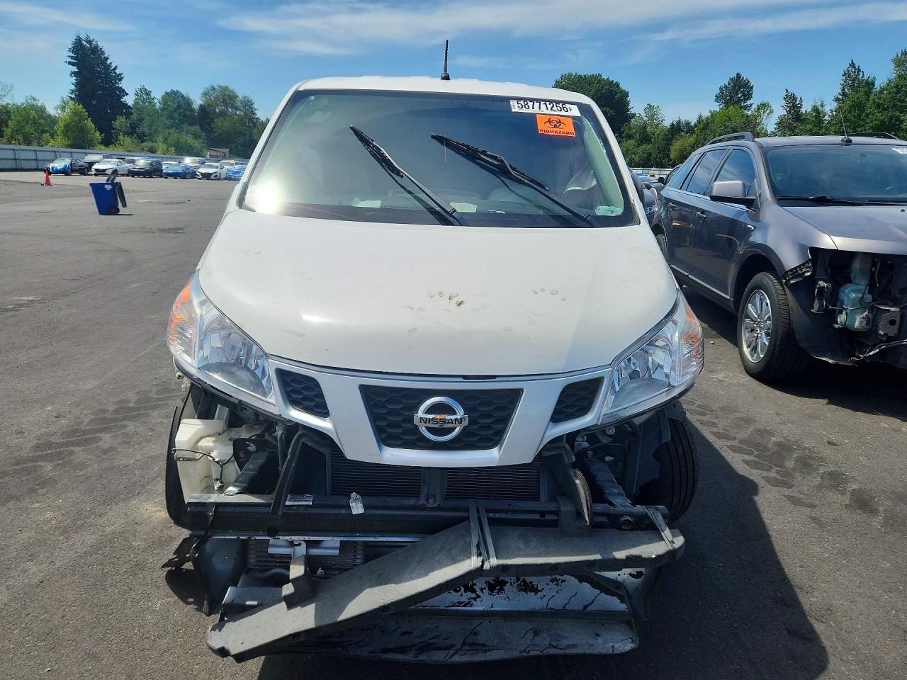 2017 NISSAN NV