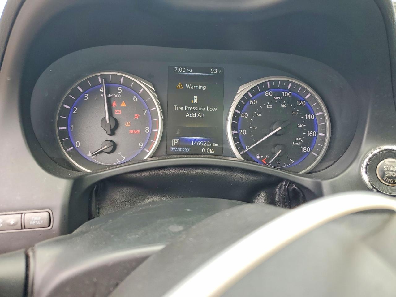 2015 INFINITI Q50