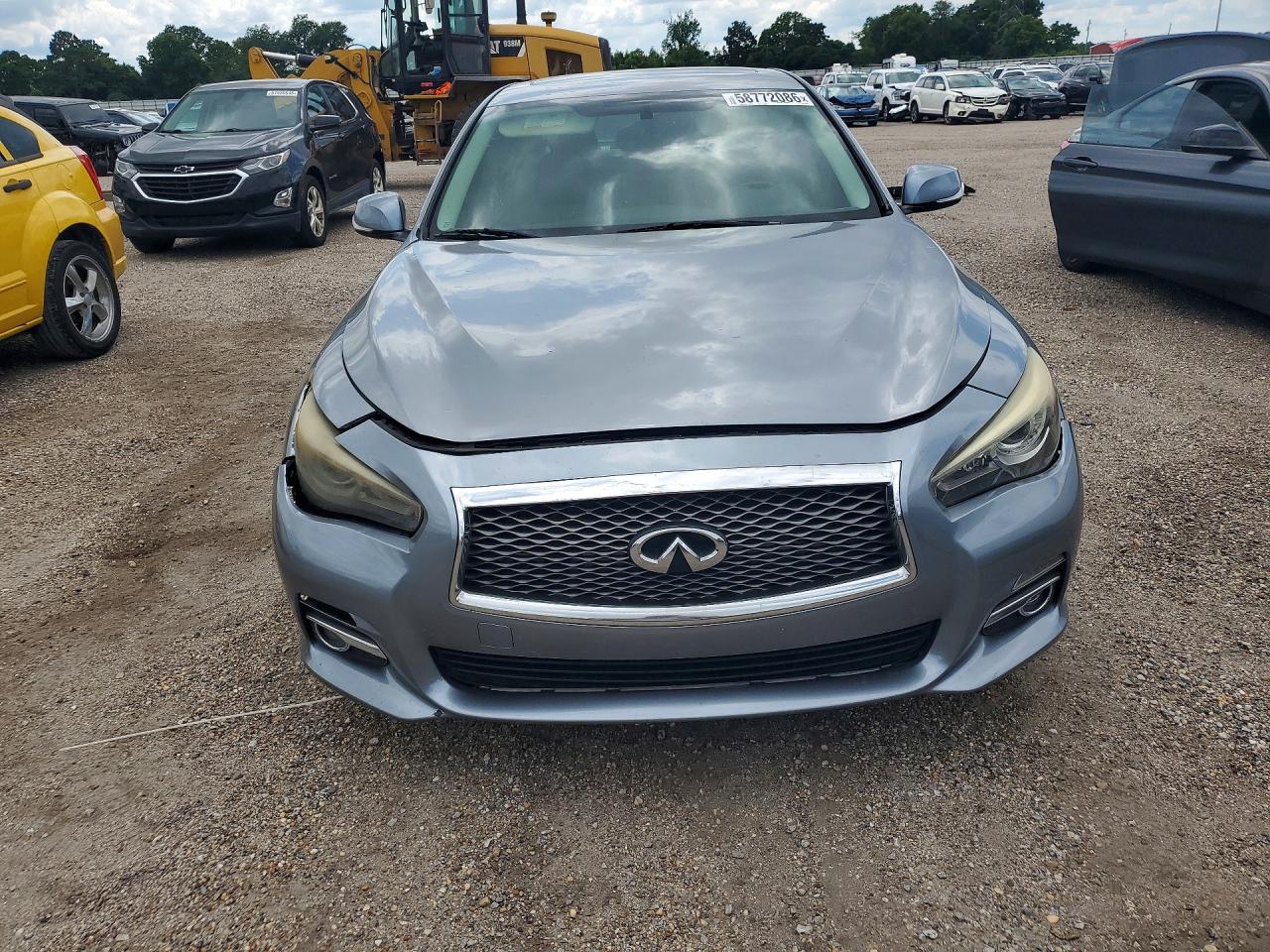 2015 INFINITI Q50
