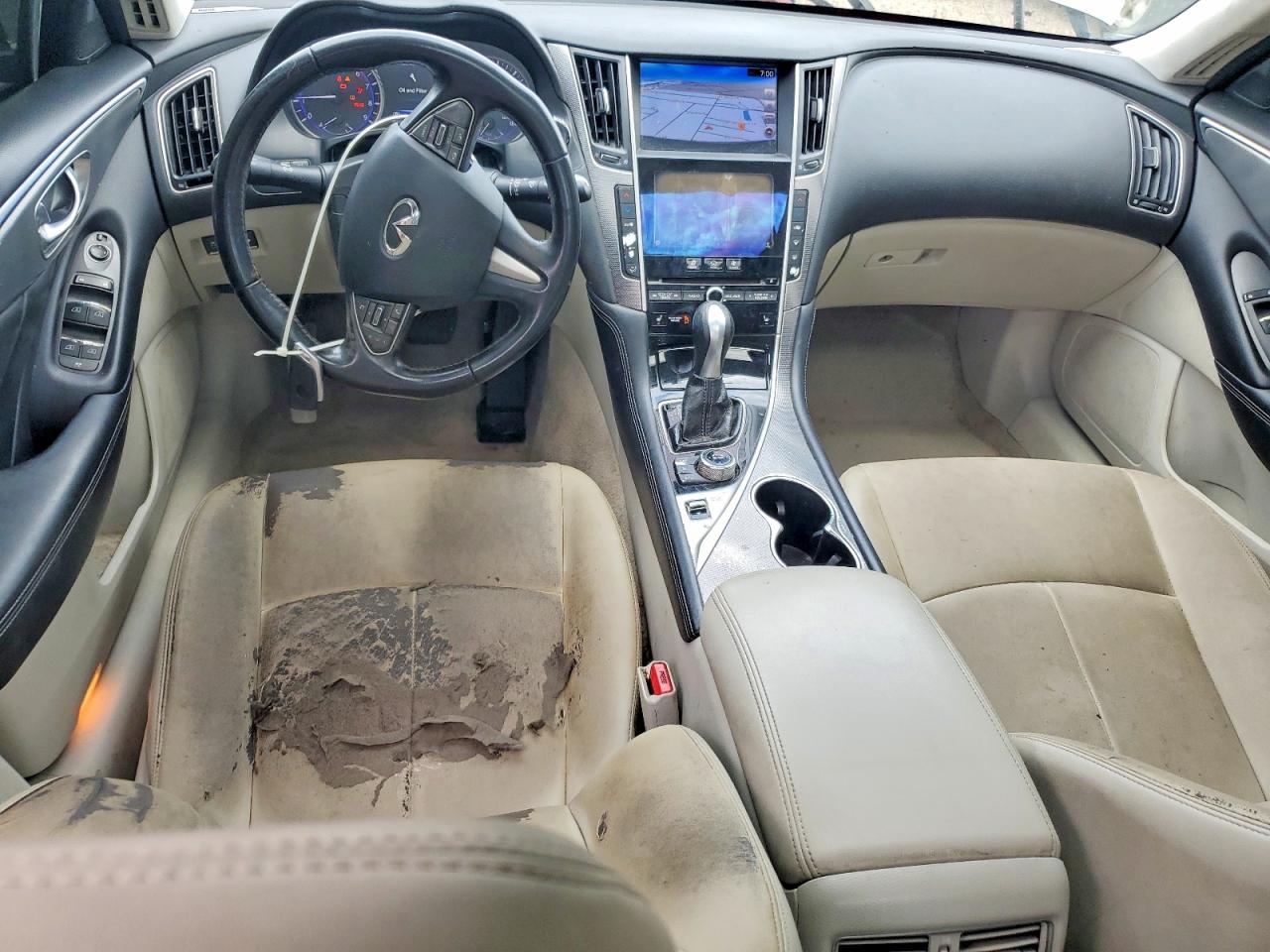 2015 INFINITI Q50