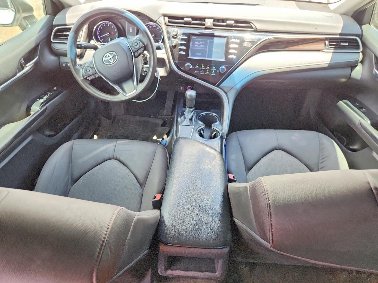 2019 TOYOTA CAMRY