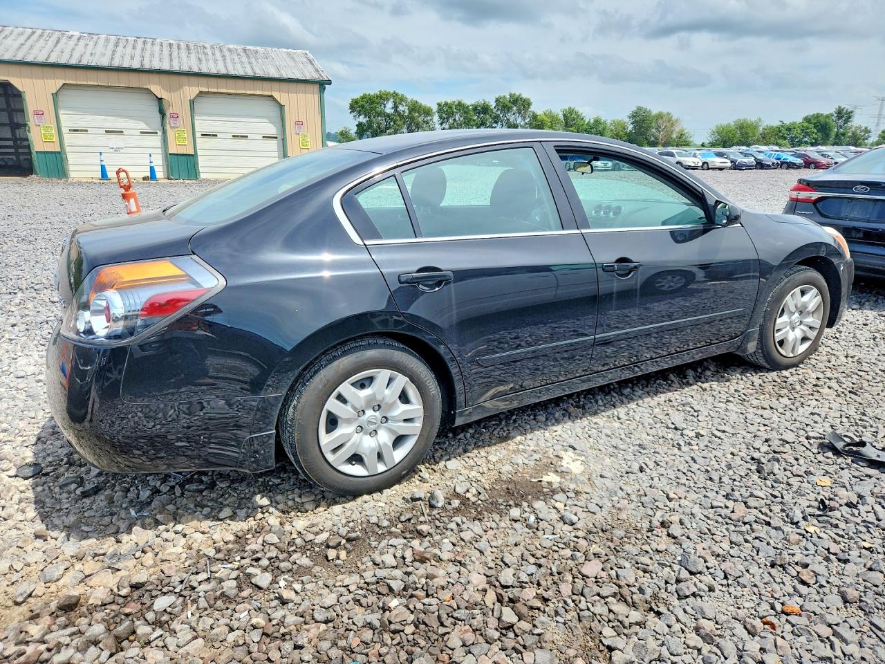 2010 NISSAN ALTIMA