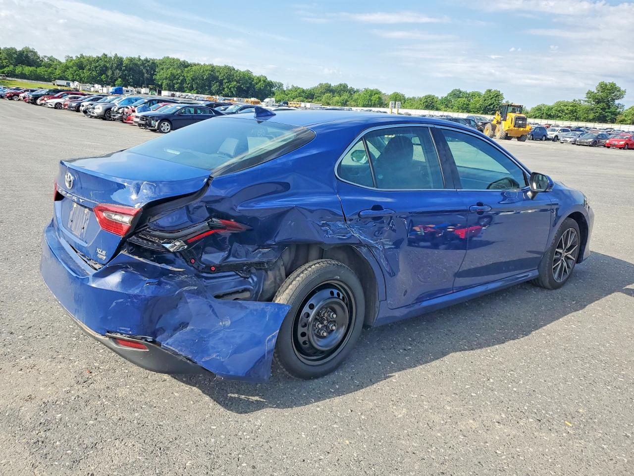 2024 TOYOTA CAMRY