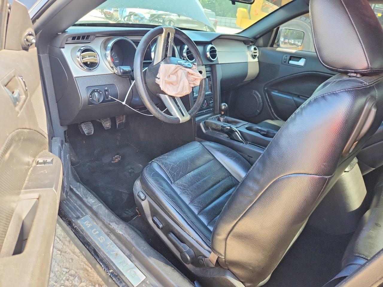 2006 FORD MUSTANG