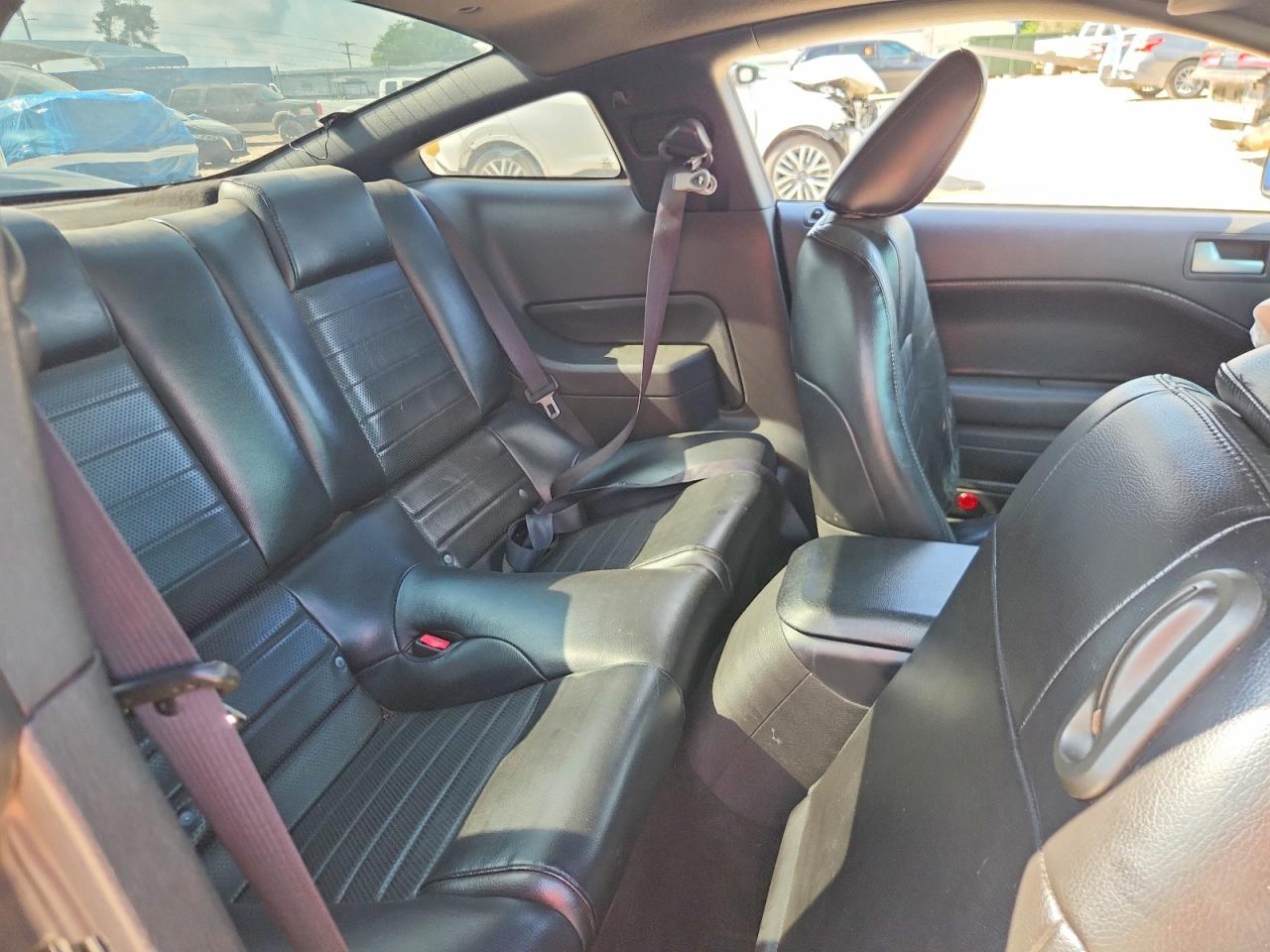 2006 FORD MUSTANG