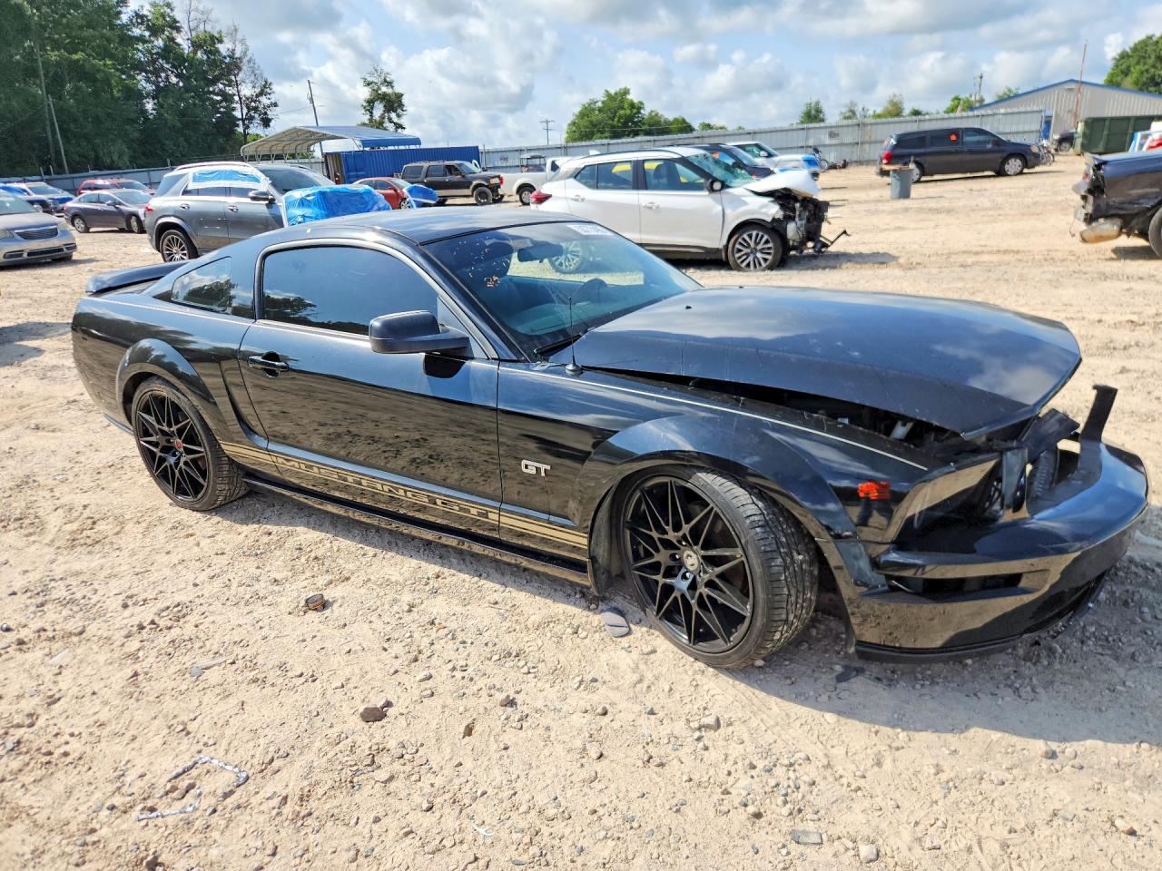 2006 FORD MUSTANG