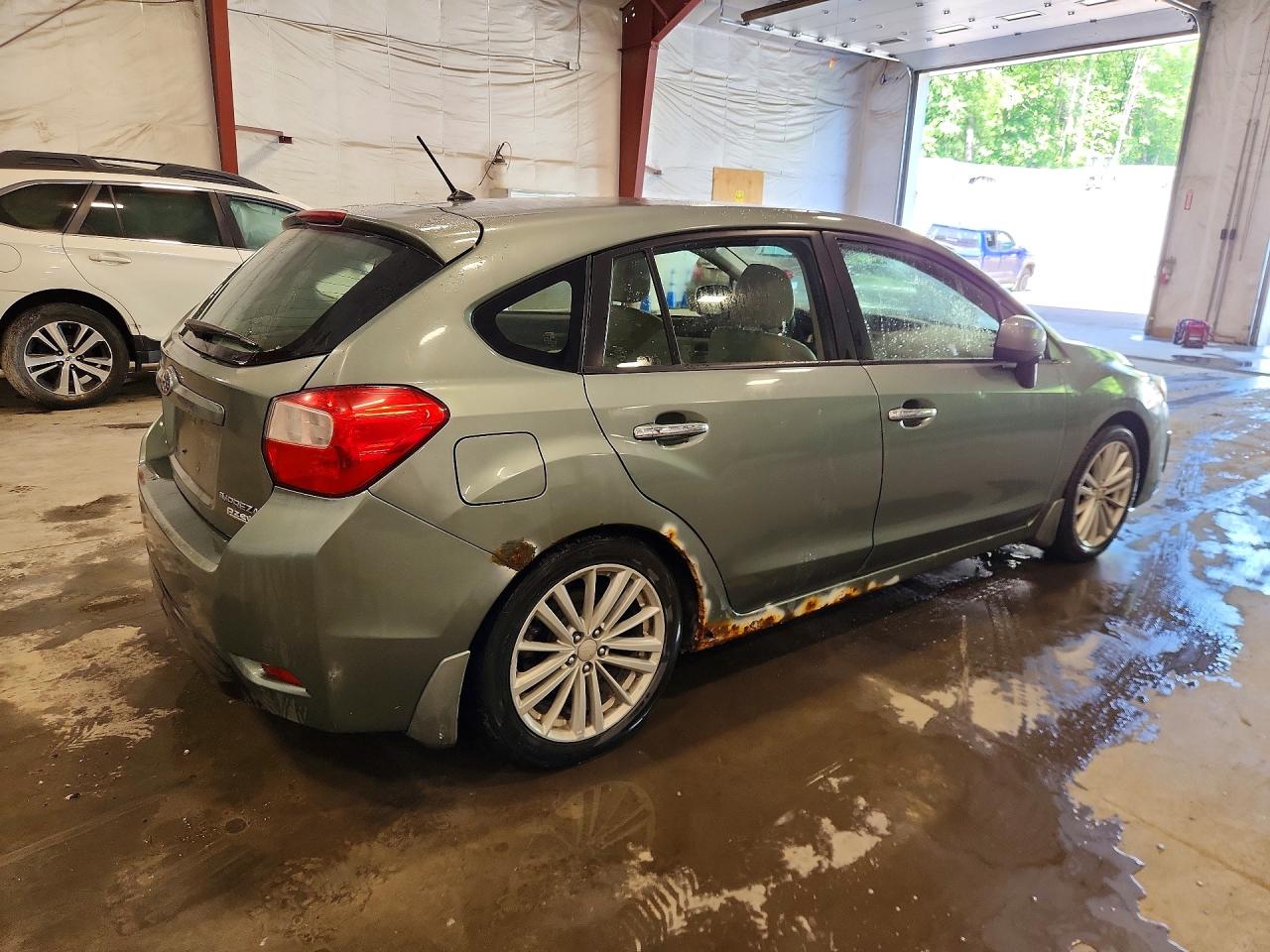2014 SUBARU IMPREZA
